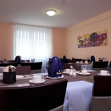 מלון Akzent Torgauer Hof
